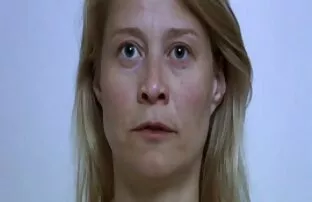 XXX Rebecca Dildos phim xnnxxx cả hai lỗ của cô ấy