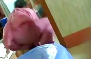 XXX đôi phim xzxx chân dài uyển chuyển trong tư thế kamasutra