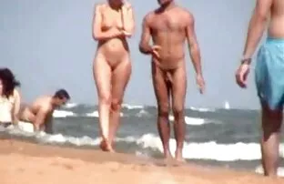XXX Cô ấy có vui vẻ với vòi nước trong cô co trang porn ấy đít