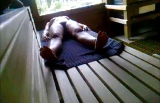 XXX Cô gái xem bạn video xx han quoc trai với cô gái khác