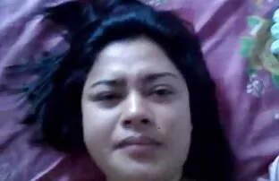 XXX Redhead Đối tượng hấp dẫn Trinity Post mất trên một khổng lồ đen vòi nước video phim xxx