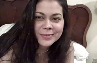 XXX Espiando a Paola en ducha 2 (no deja prender film sex xlxx la luz)